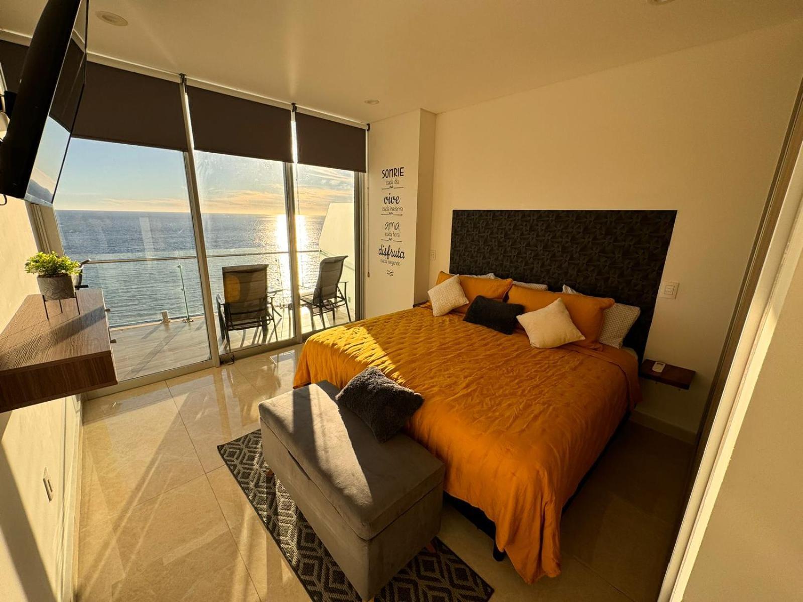 Appartamento Departamento A Pie De Playa En Camino Al Mar Mazatlán Esterno foto